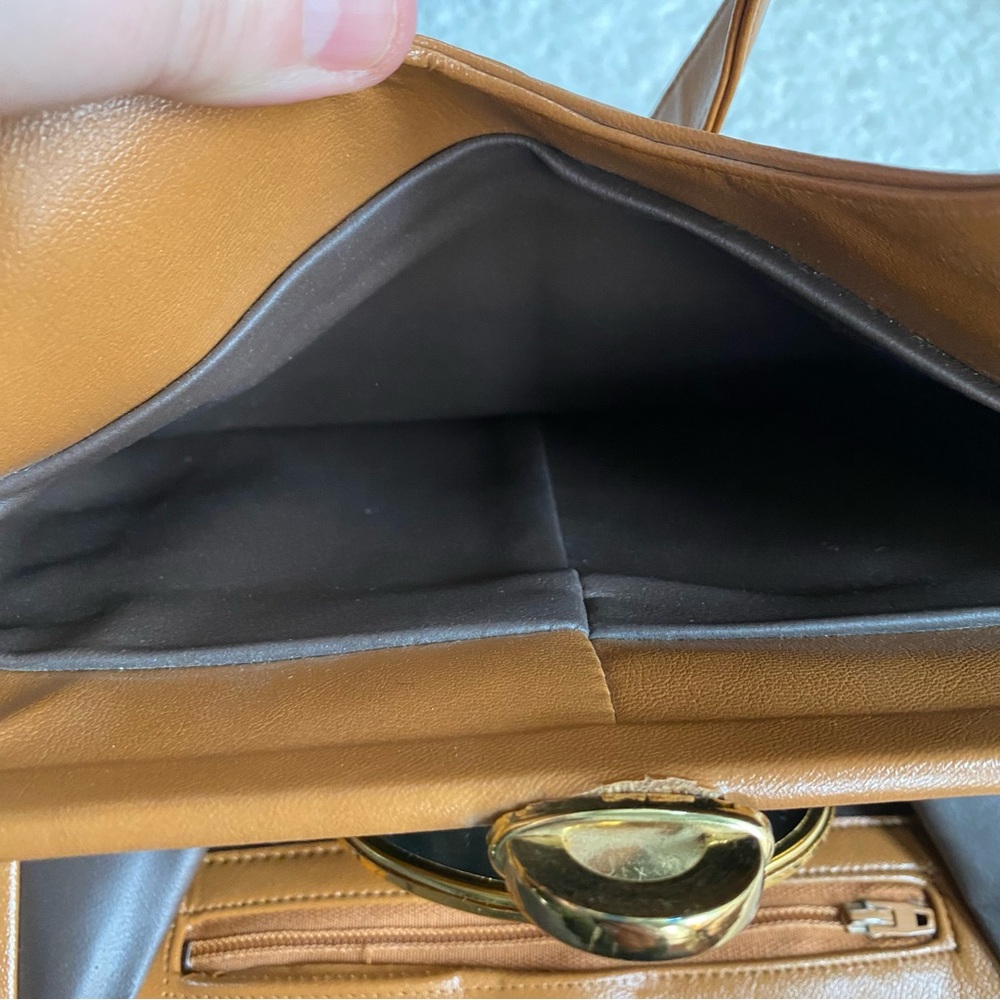 Lou Taylor | Vintage Shoulder Bag w/ Mirror Camel Made In Italy - Picture 16 of 16